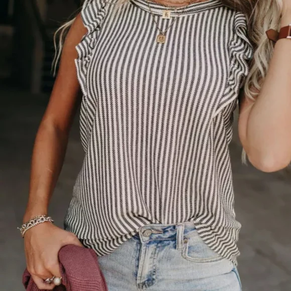 ♥️New ruffle Stripe tank top - Picture 10 of 14